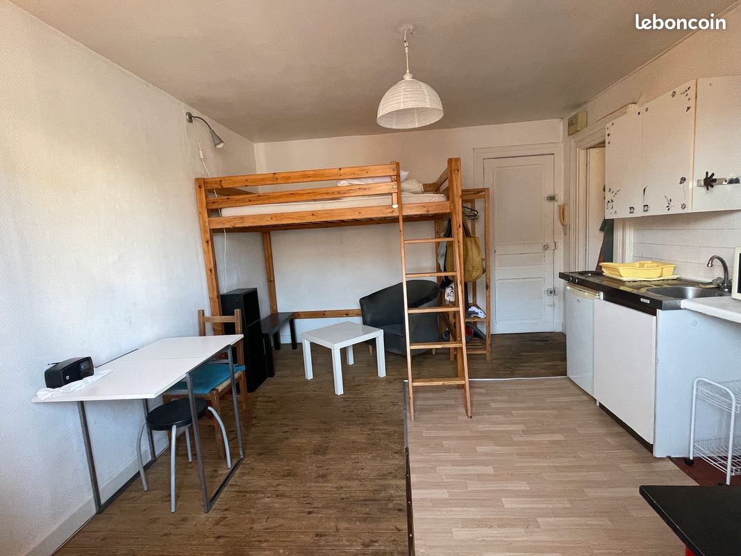 Appartement 1 pièce 18 m² · à Nantes · 18 m² · 490 €/mois
