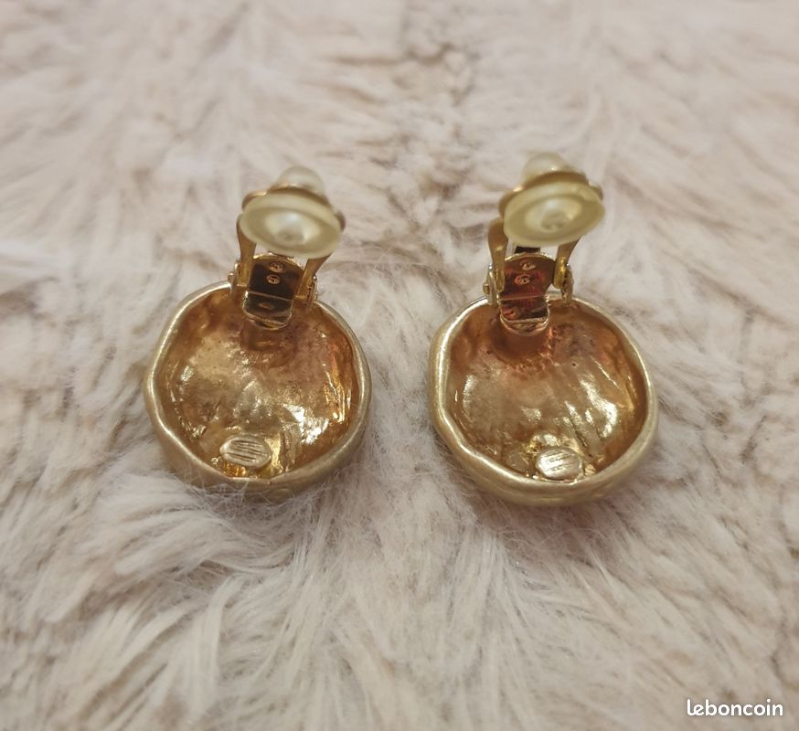 Boucles D'oreilles Fantaisie Clips Dorées - Occasion En Bon état, Métal Doré Brillant