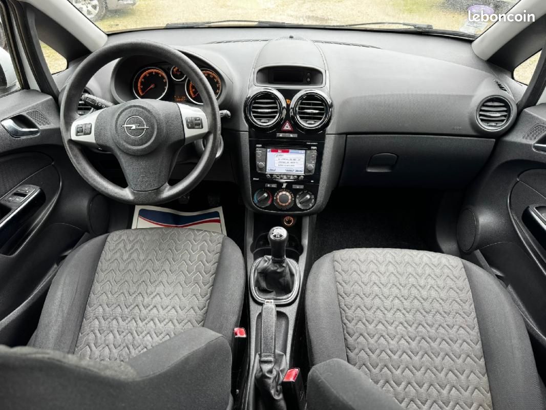 Opel Corsa 1.2 - 85 ch Twinport Graphite GPL (image 9)
