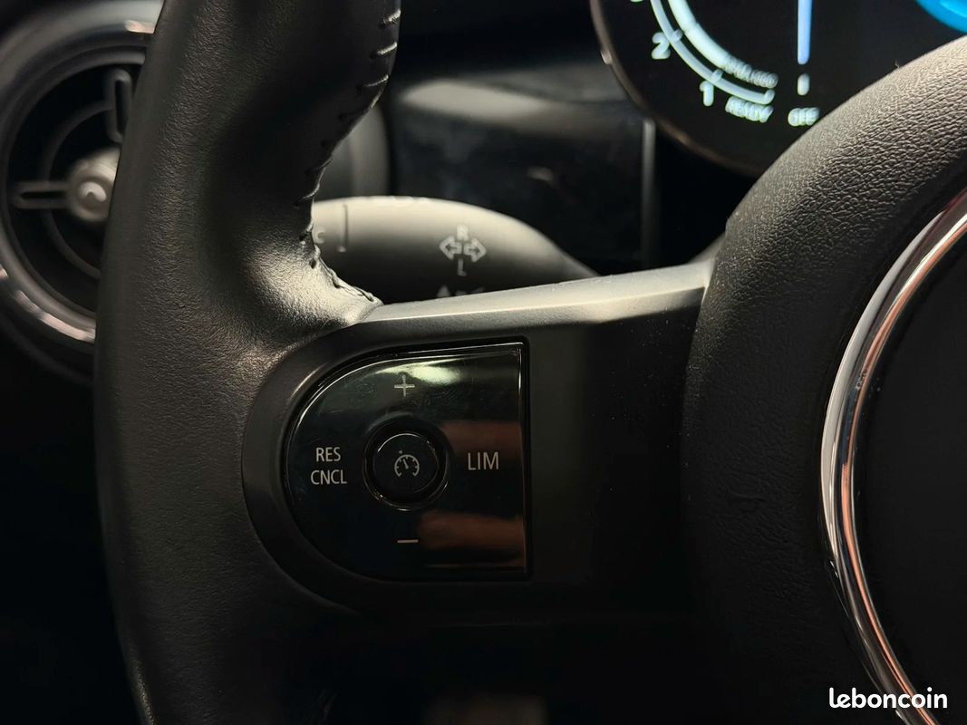 MINI COOPER 1.5 136ch BVA CAMDEN / TOIT OUVRANT / LED INTERIEUR (image 21)