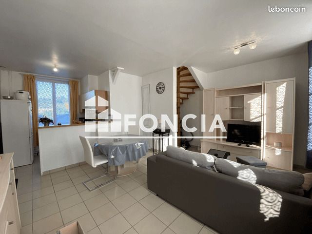 Appartement 3 pièce(s) 67 m²à louer Lisieux