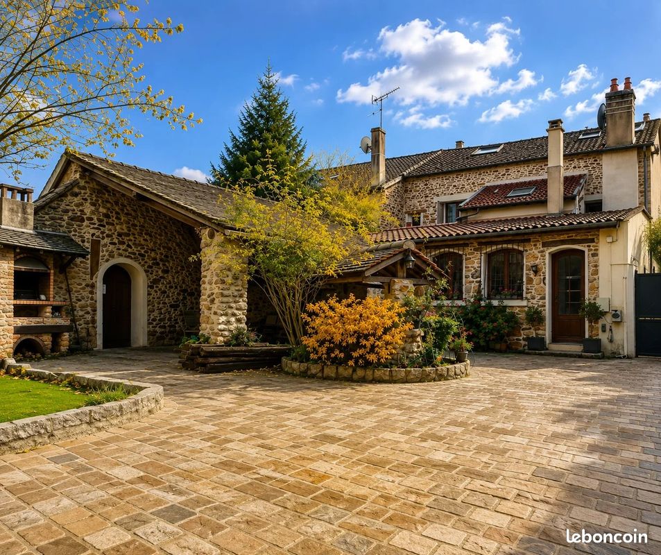 Maison 6 pièces 175 m² · à Lieusaint · 175 m² · 465 000 €