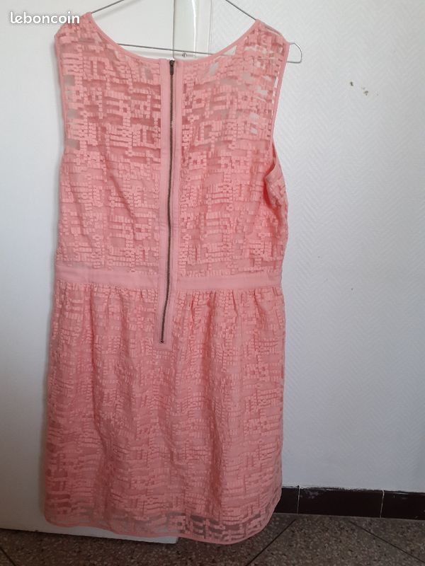Robe (image 2)