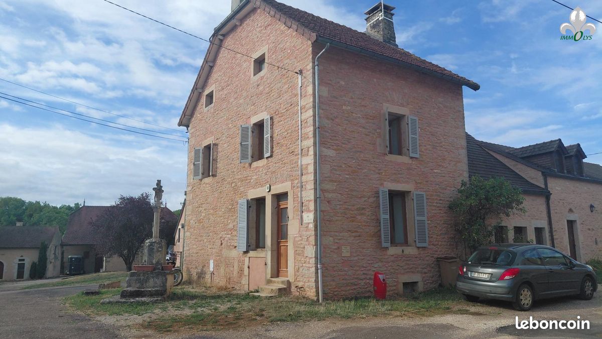 Maison 5 pièces 108 m² · à Saint-Anthot · 108 m² · 110 000 €