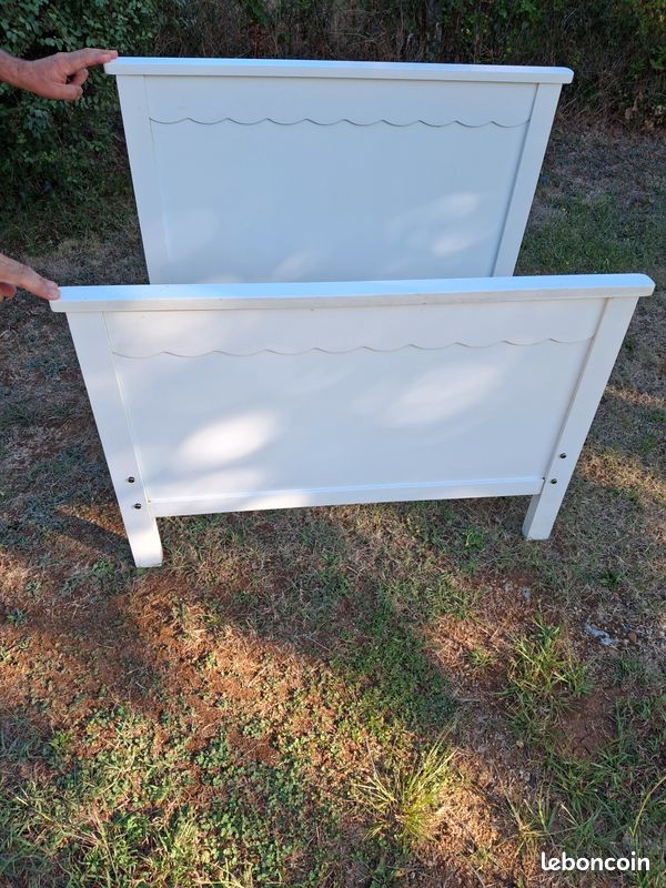 Vends lit 1 place bois blanc avec sommier (image 1)