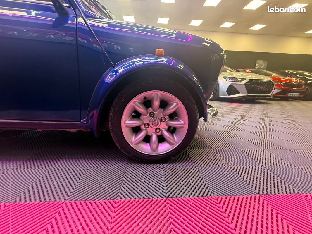ROVER MINI 1.3i Sport For Ever -Origine France - Boitier injection - Airbags - Jantes anniversaire - Historique d'entretien (image 19)