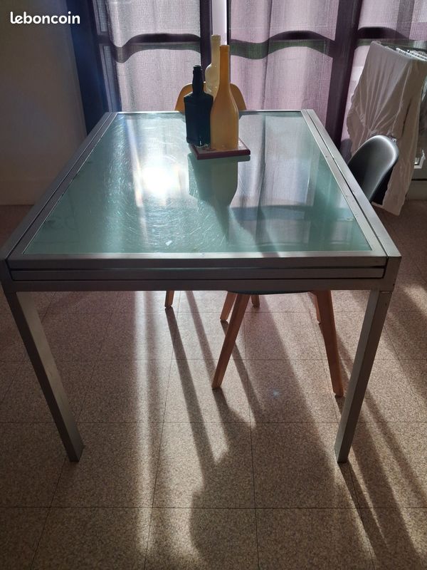 Table (image 1)