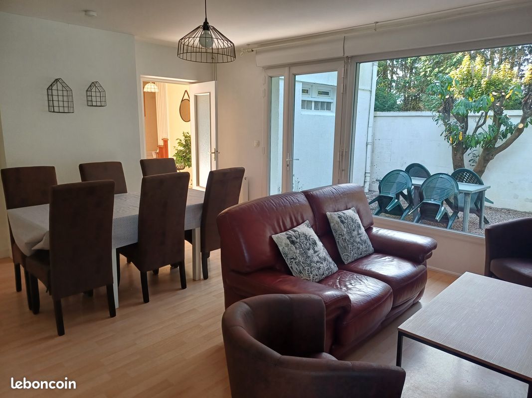 Maison 5 pièces 110 m² · à Cherbourg-en-Cotentin · 110 m² · 1 290 €