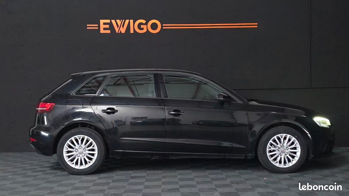 AUDI A3 SPORTBACK 1.6 TDi 110 (image 12)