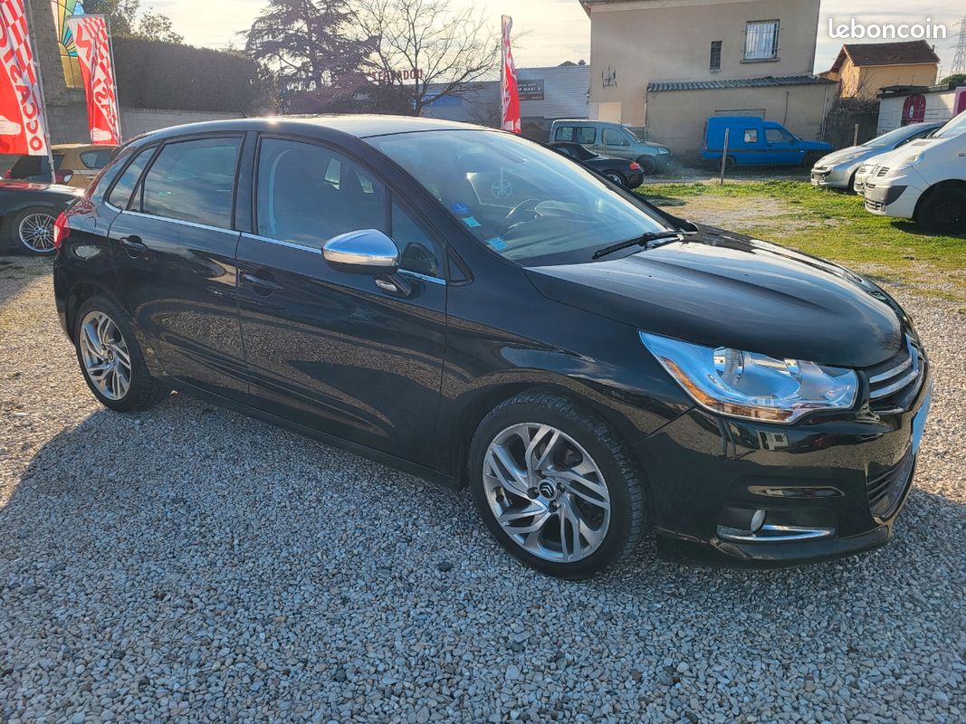 CITROËN C4 1.6VTI 120ch Millénium 5pt (image 2)