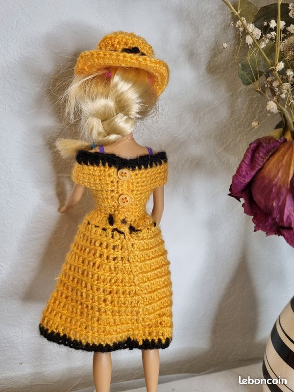 Vêtements pour Barbie (image 3)