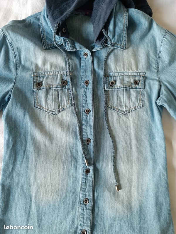Chemise jean délavé (image 1)