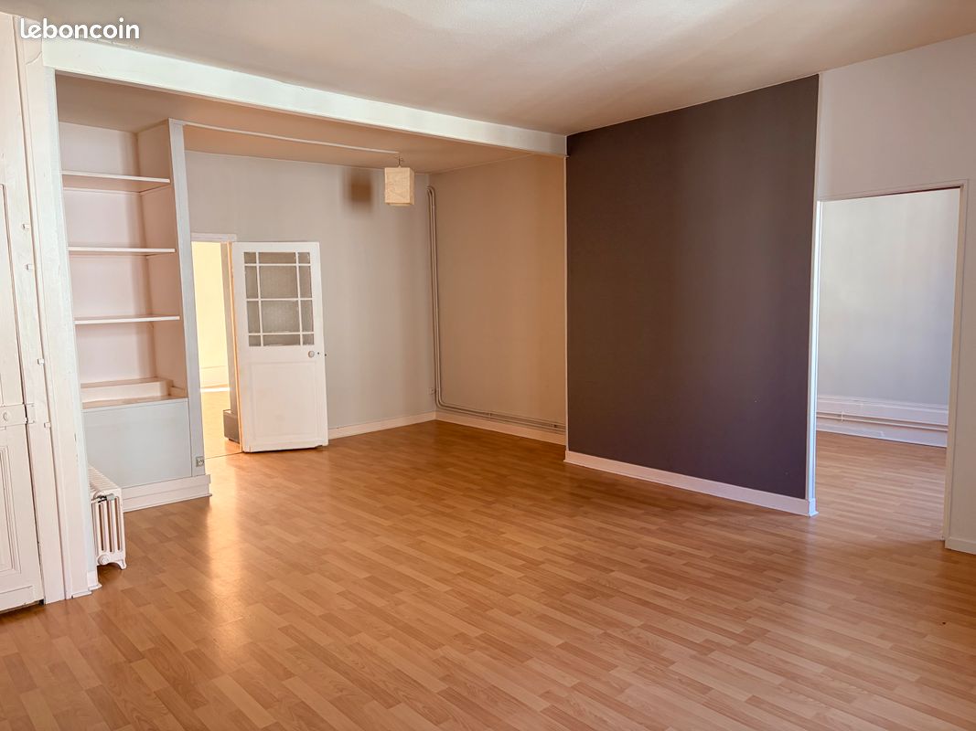Appartement 5 pièces 99 m² · à Bourges · 99 m² · 850 €/mois