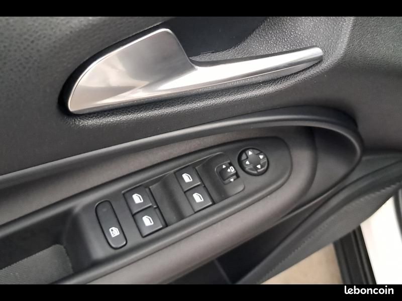 Alfa romeo Junior 1.2 Ibrida 145ch Premium e-DCT6 (image 19)