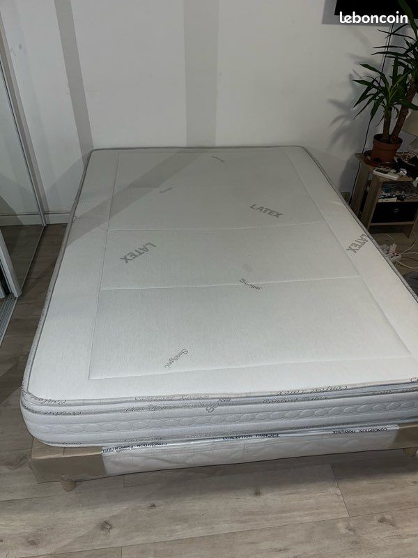 Matelas latex + sommier (image 2)