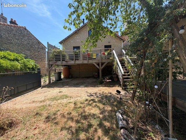 Maison 4 pièces 94 m² · à Poitiers · 94 m² · 240 000 €