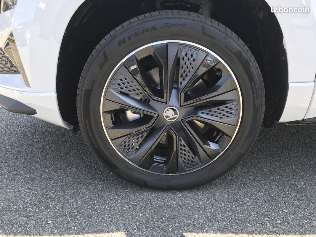 SKODA KAROQ 1.5 TSI Evo 2 150 ch ACT DSG7 Sportline (image 5)