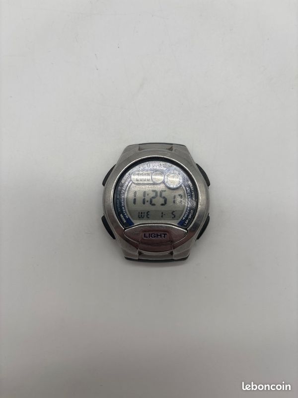 Montre Casio digitale homme argentée pile neuve fonctionnelle rétro sport - #B33 (image 2)
