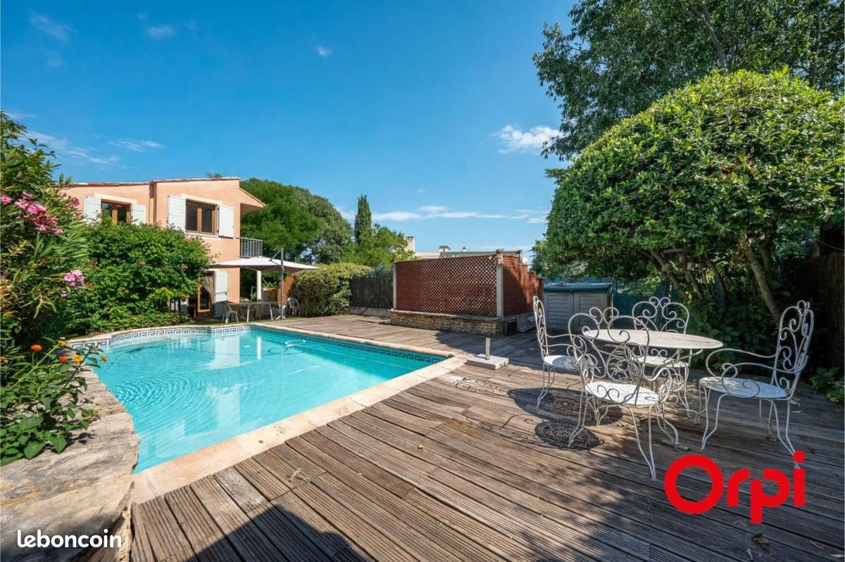 Maison 5 pièces 124 m² · à Aix-en-Provence · 124 m² · 670 000 €