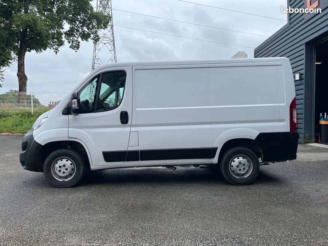 OPEL MOVANO VU FOURGON 2.2 BLUEHDI 120 - TVA RECUPERABLE - 3T0 L1H1 PACK BUSINESS CONNECt (image 8)