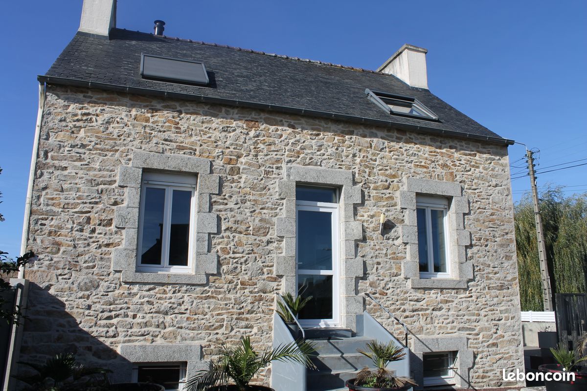 Maison 5 pièces 77 m² · à Plouvien · 77 m² · 243 000 €