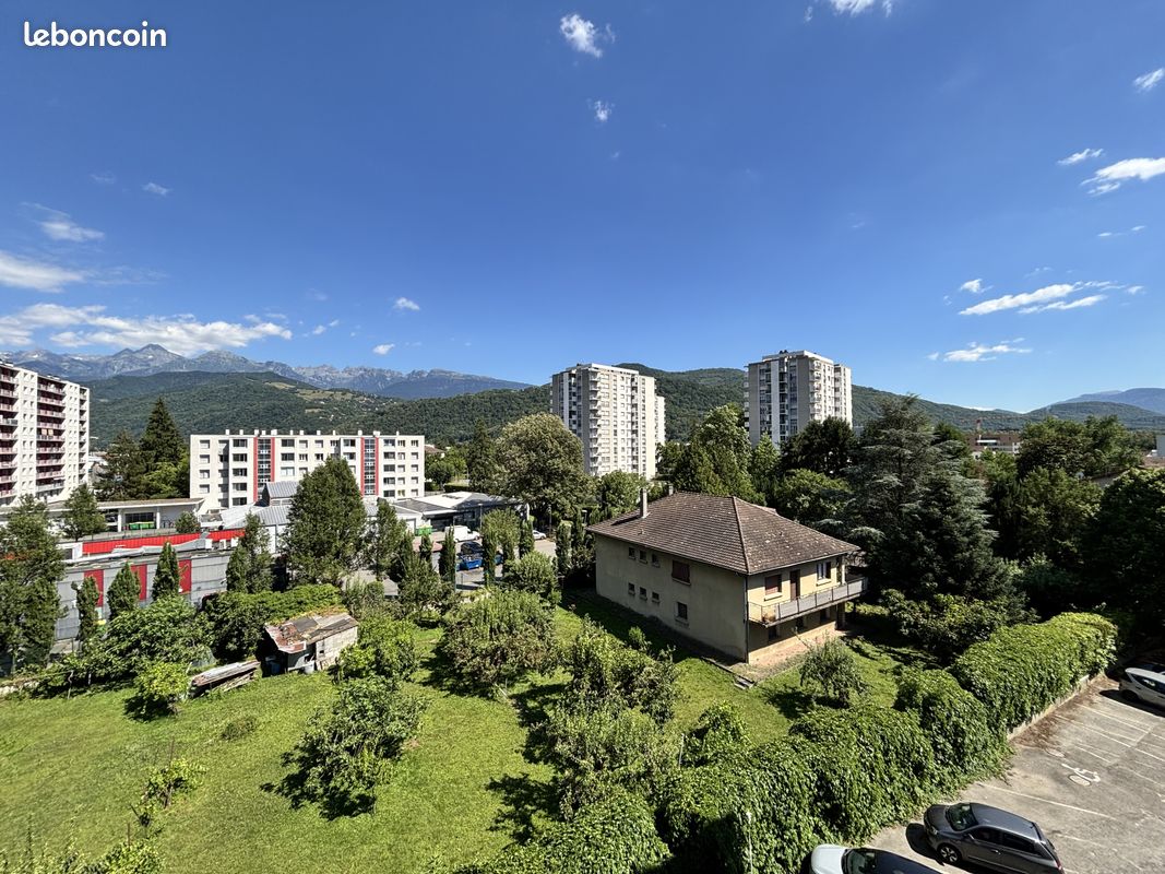 Appartement 4 pièces 86 m² · à Saint-Martin-d'Hères · 86 m² · 872 €/mois
