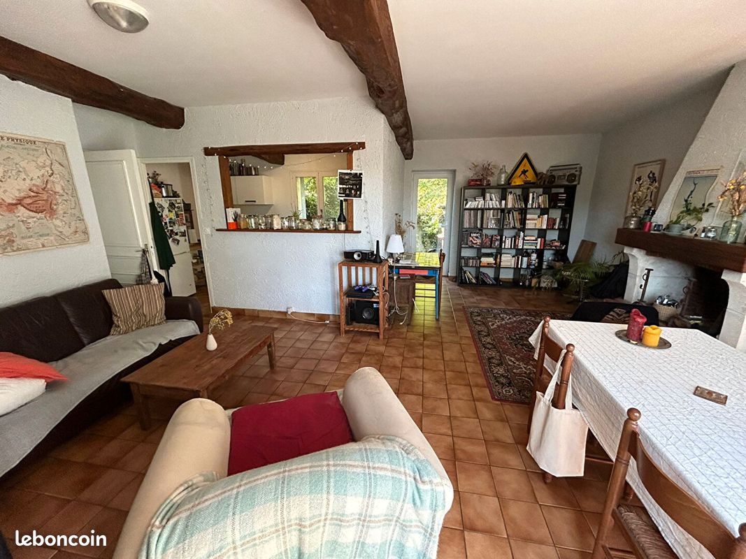 Appartement 4 pièces 95 m² · à Poitiers · 95 m² · 880 €/mois