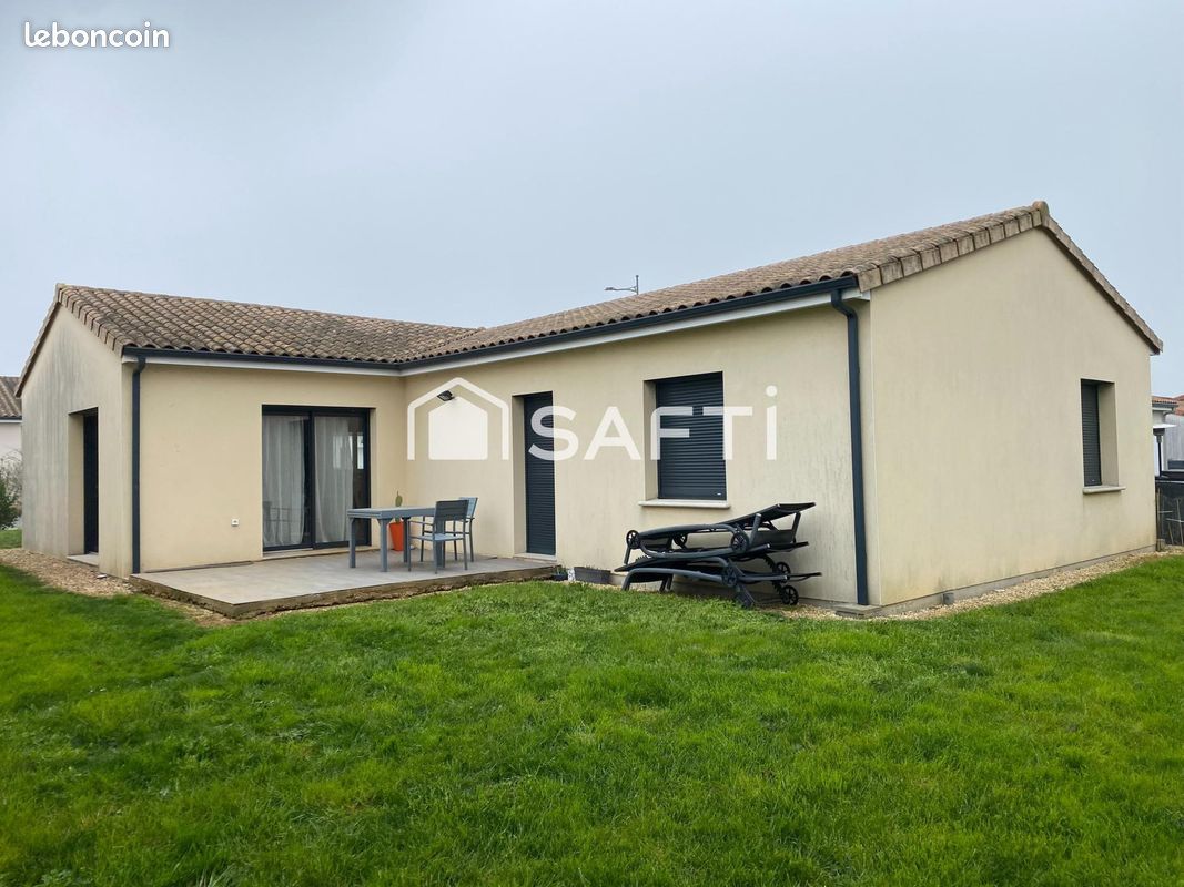 Maison 6 pièces 101 m² · à Poitiers · 101 m² · 250 000 €