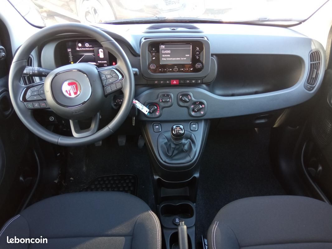 Fiat Panda 1.0 70 ch Hybrid BSG S/S Icone + peinture métallisée + kit gonflage (image 4)