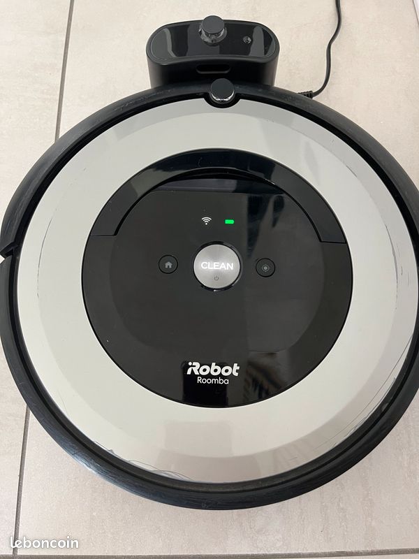 Aspirateur robot (image 1)
