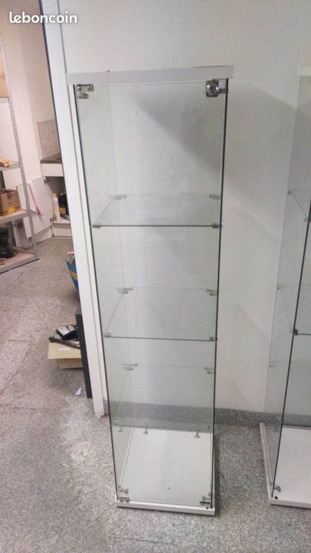 Etagère en verre (image 1)