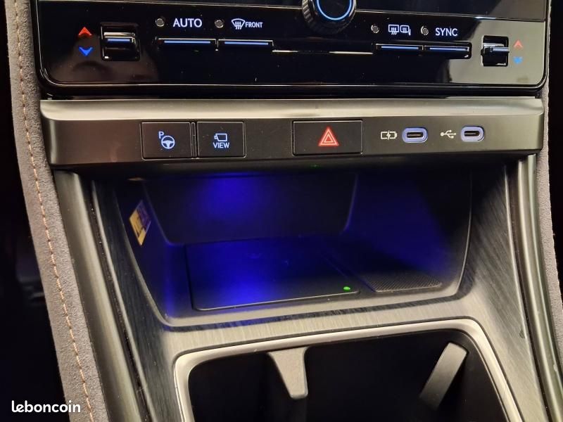 Lexus LBX 1.5 136ch Cool 2WD (image 21)