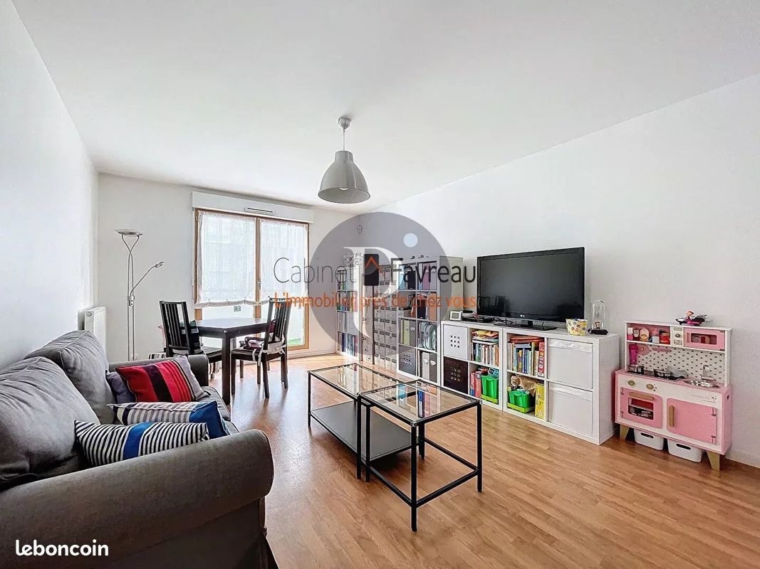 Appartement 4 pièces 74 m² · à Vitry-sur-Seine · 74 m² · 305 000 €