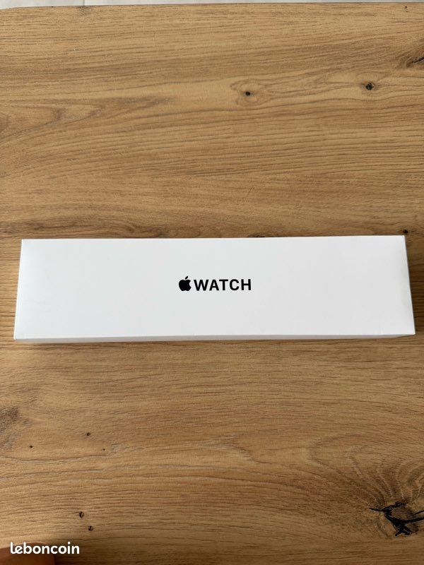 Apple Watch SE (image 1)