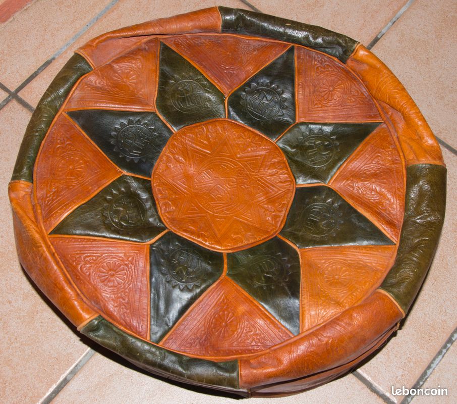 POUF rond en cuir (image 1)