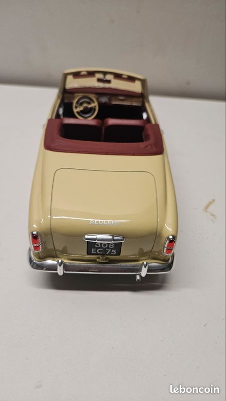 Peugeot Cabriolet Solido 1/18 - État Neuf - Voiture De Collection