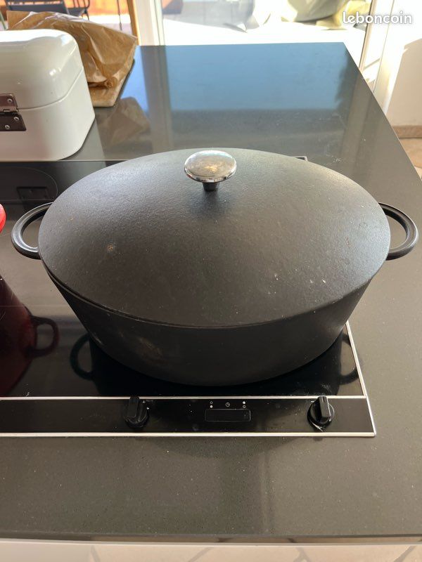 Cocotte faitout en fonte (image 1)
