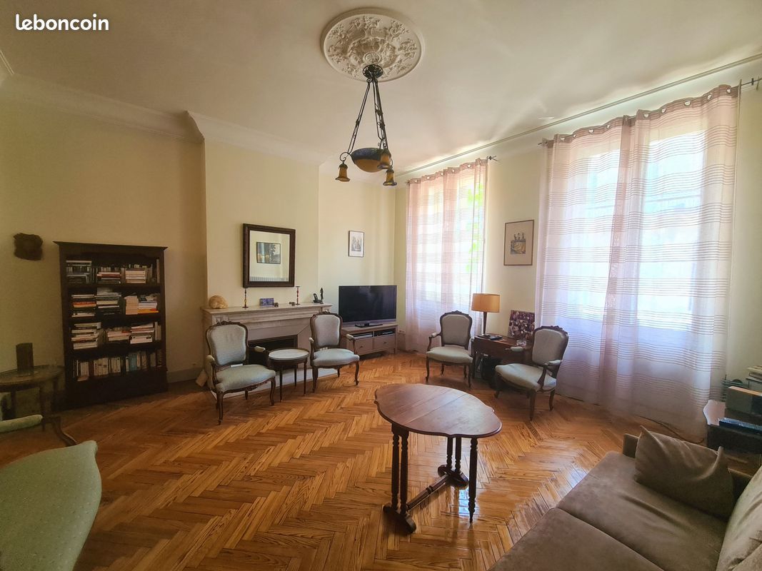 Appartement 7 pièces 184 m² - Bordeaux 33000 (image principale 1)