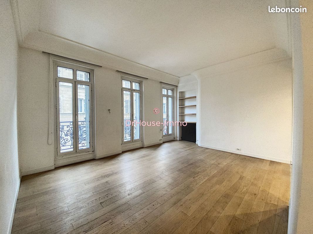 Appartement 3 pièces 77 m² · à Marseille · 77 m² · 1 270 €
