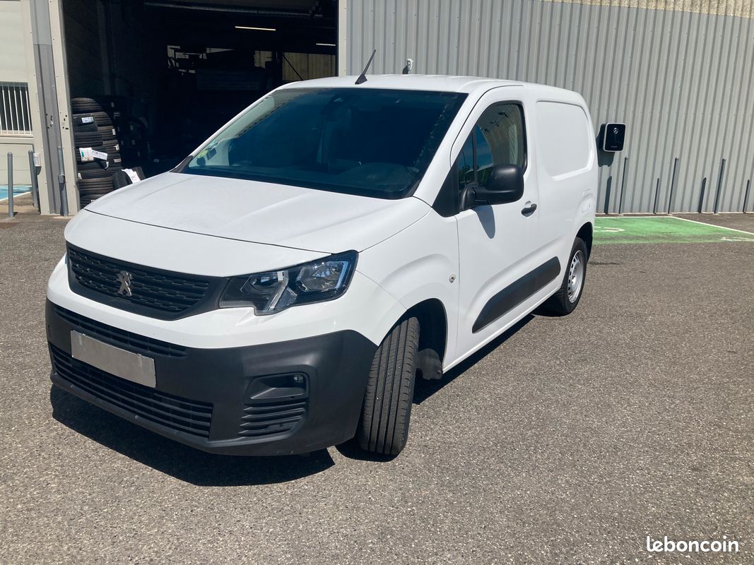 Peugeot partner bhdi 100 s&s1000kg std asphalt(tva) (image 2)