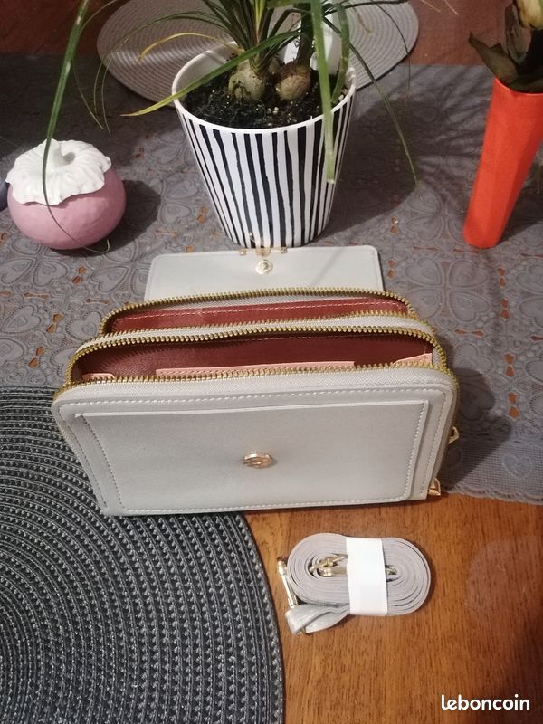 Pochettes sacs à main (image 3)