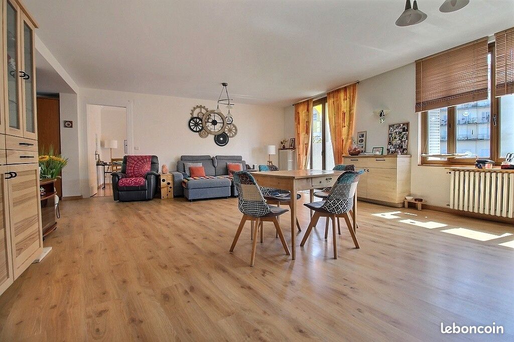 Appartement 5 pièces 148 m² · à Évian-les-Bains · 148 m² · 595 000 €