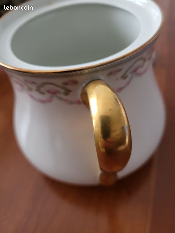 Grand pot / sucrier en porcelaine de Limoges (image 6)