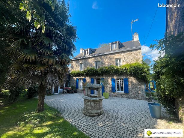 Maison 8 pièces 230 m²