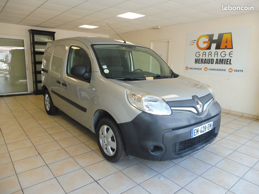 Renault kangoo grand confort 1.5 dci 75 ch (image 2)