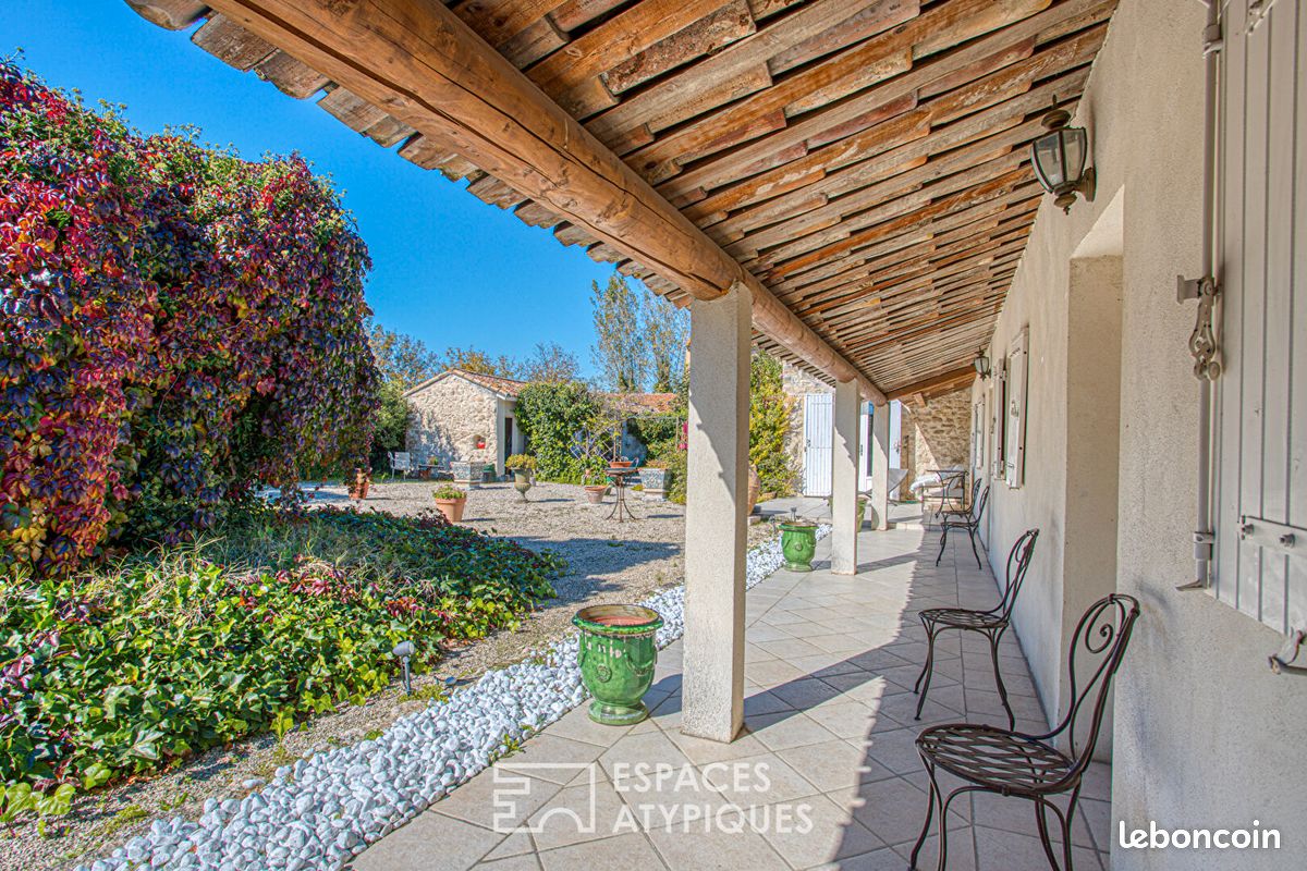 Maison 5 pièces 180 m² · à Velleron · 180 m² · 527 000 €