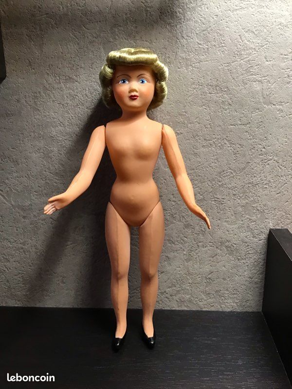 Mini poupée vintage (image 1)