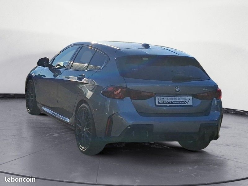 BMW Série 1 120 Steptronic M SPORT Iconic Glow Head-Up Alarmanlage Parking Plus (image 5)