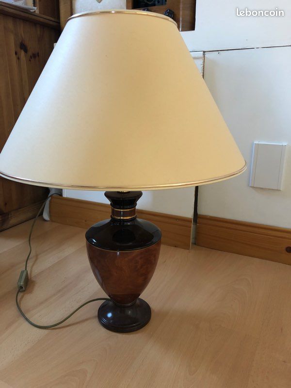 Lampe d’appoint (image 1)