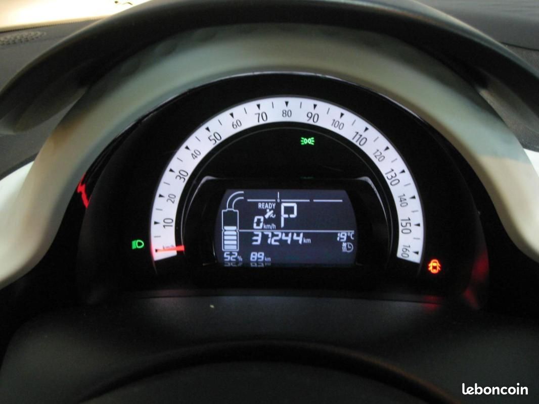 Renault Twingo E-TECH ELECTRIQUE III Equilibre (image 13)